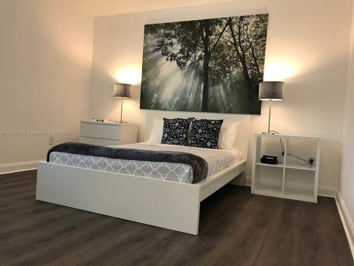 2615 Collins Ave # 24, Miami Beach FL 33140 - Miami Beach, FL - Photo 1