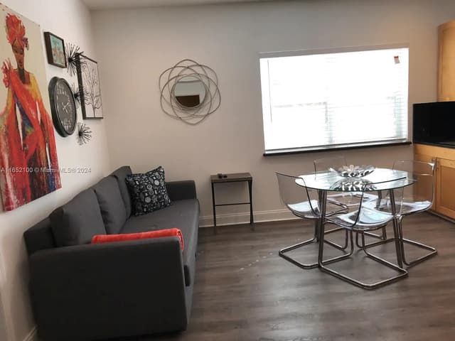 2615 Collins Ave # 24, Miami Beach FL 33140 - Miami Beach, FL - Photo 4