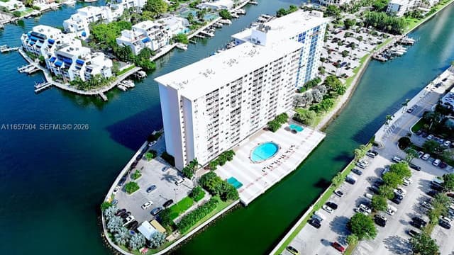 400 Kings Point Dr # 328, Sunny Isles Beach FL 33160 - Sunny Isles Beach, FL - Photo 7