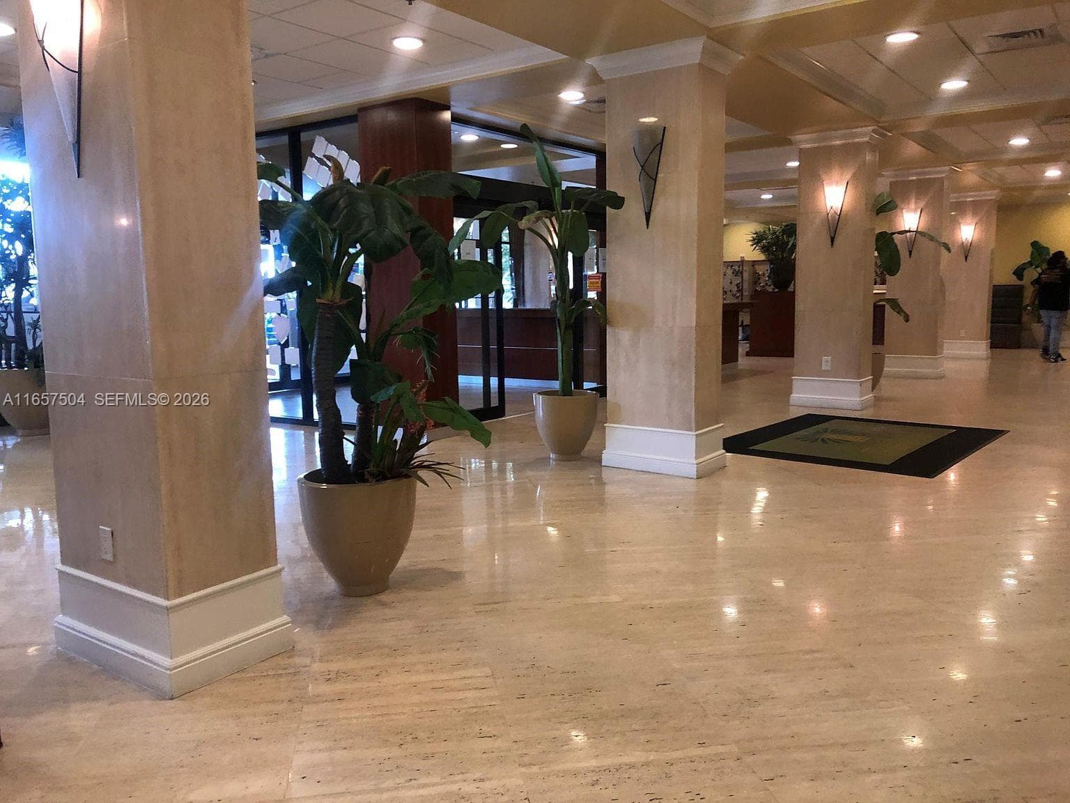 400 Kings Point Dr # 328, Sunny Isles Beach FL 33160 - Sunny Isles Beach, FL - Photo 1