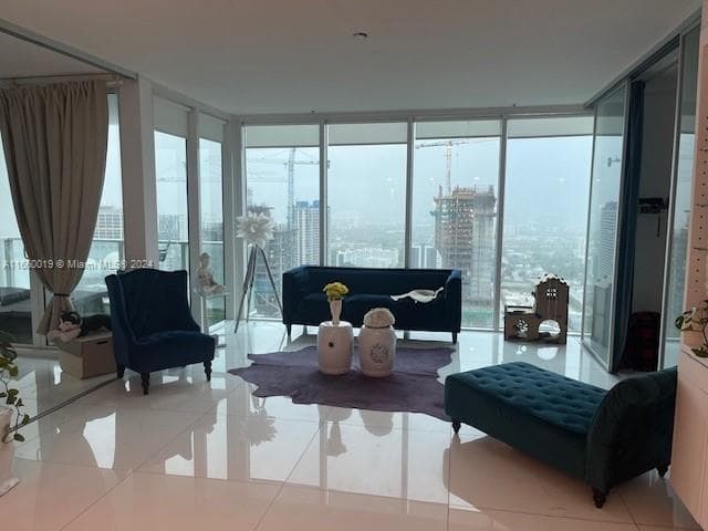 1040 Biscayne Blvd # 2607, Miami FL 33132
