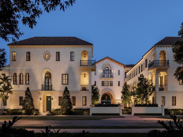 504 Malaga Ave # T14, Coral Gables FL 33134 - Coral Gables, FL - Photo 5