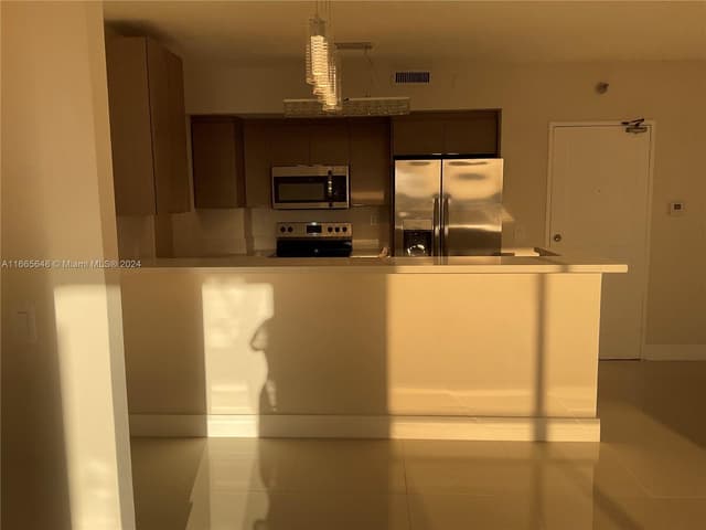 10185 Collins Ave # 406, Bal Harbour FL 33154 - Bal Harbour, FL - Photo 2