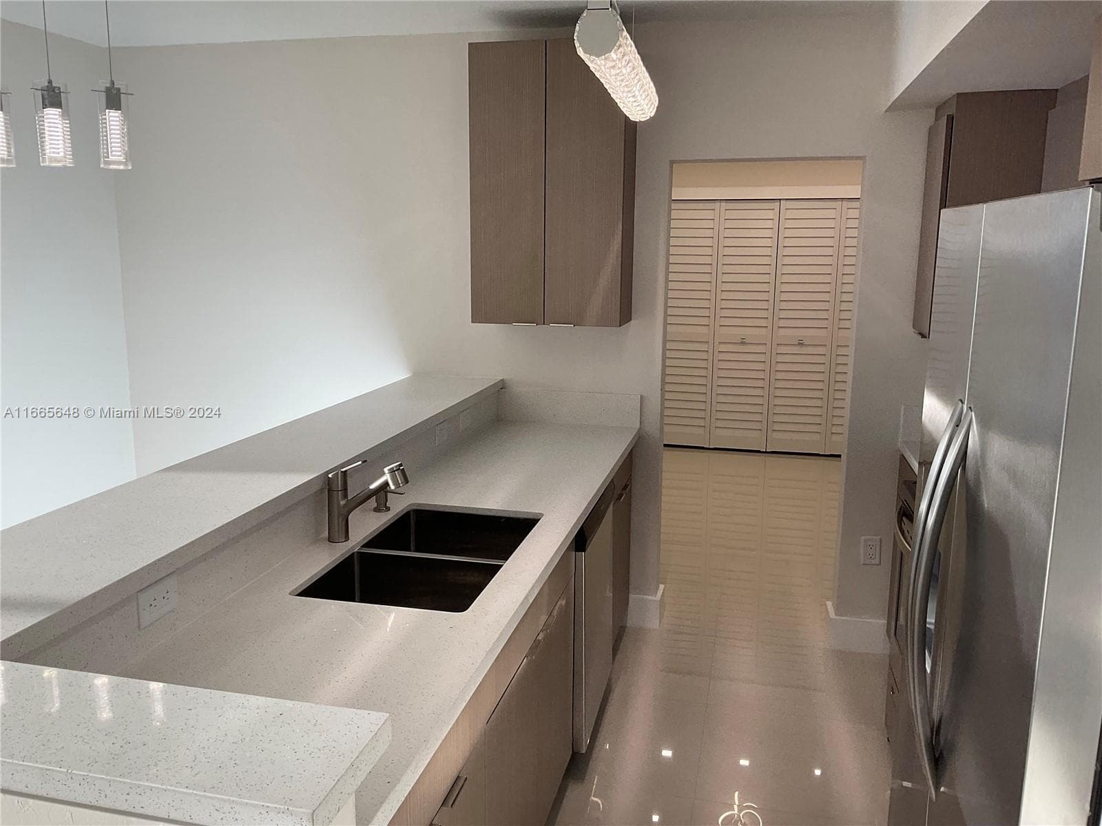 10185 Collins Ave # 406, Bal Harbour FL 33154 - Bal Harbour, FL - Photo 1