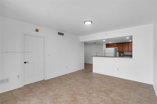 218 NW 12th Ave # 702, Miami FL 33128 - Miami, FL - Photo 5