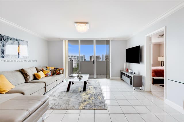 2750 NE 183rd St # 1910, Aventura FL 33160 - Aventura, FL - Photo 3