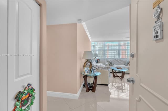 1301 NE Miami Gardens Dr # 1225W, Miami FL 33179 - Miami, FL - Photo 3