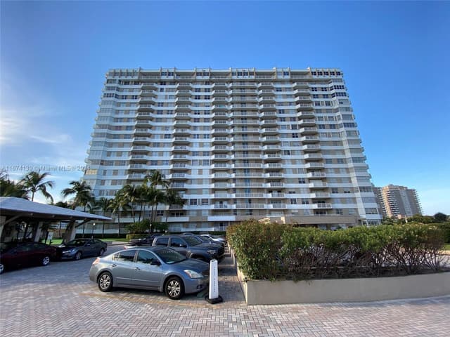 1965 S Ocean Dr # 4D, Hallandale Beach FL 33009 - Hallandale Beach, FL - Photo 2