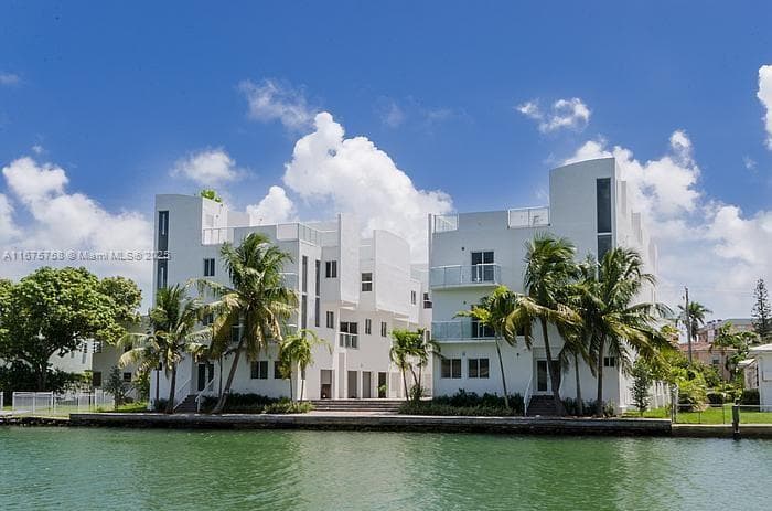 1975 Calais Dr, Miami Beach FL 33141 - Miami Beach, FL - Photo 1