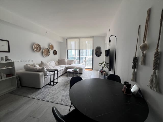 55 SW 9th St # 1604, Miami FL 33130 - Miami, FL - Photo 2