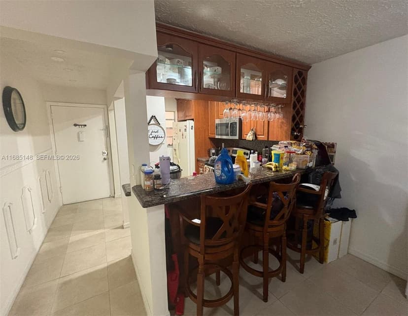 6055 W 19th Ave # 318, Hialeah FL 33012