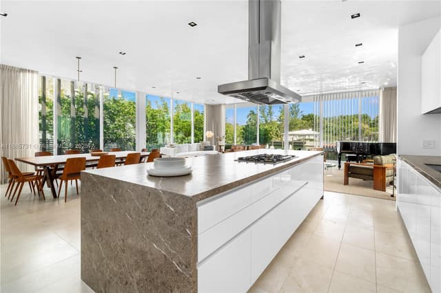 1041 W 48th St, Miami Beach FL 33140 - Miami Beach, FL - Photo 6