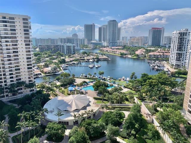 600 Three Islands Blvd # 1817, Hallandale Beach FL 33009 - Hallandale Beach, FL - Photo 2