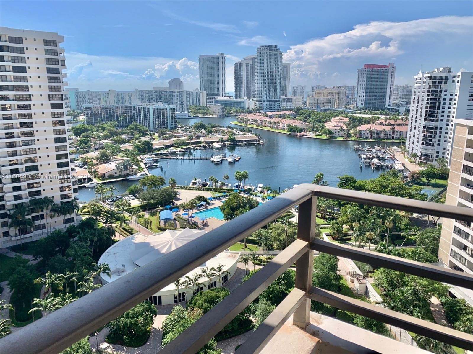 600 Three Islands Blvd # 1817, Hallandale Beach FL 33009 - Hallandale Beach, FL - Photo 1
