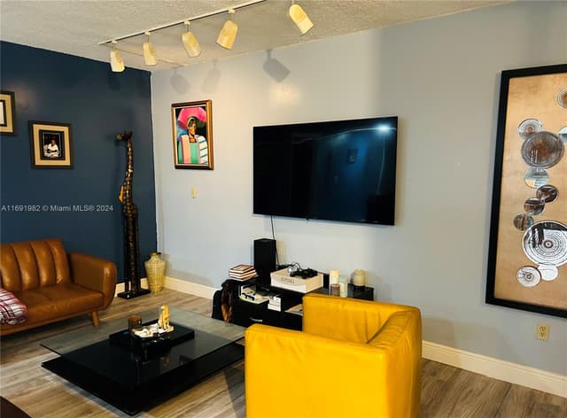 740 NE 199th St # 206G, Miami FL 33179 - Miami, FL - Photo 4