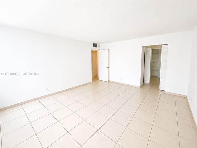 1825 S Ocean Dr # 401, Hallandale Beach FL 33009 - Hallandale Beach, FL - Photo 7