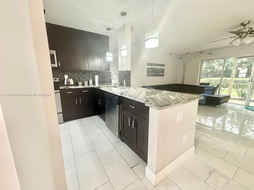 1445 Atlantic Shores Blvd # 102, Hallandale Beach FL 33009