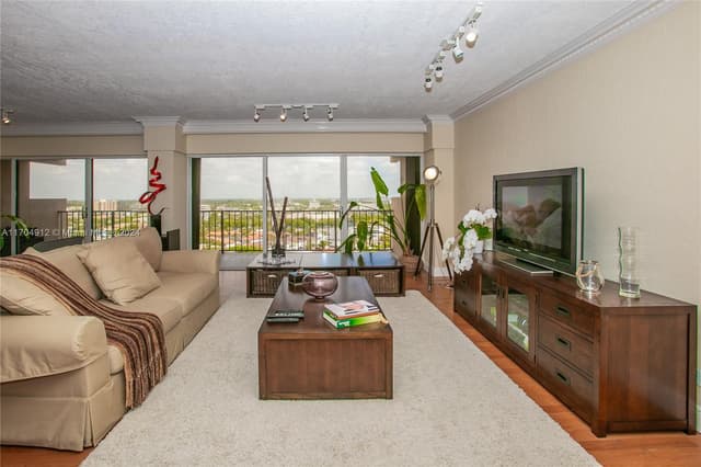 1800 NE 114th St # 1911, Miami FL 33181 - Miami, FL - Photo 4