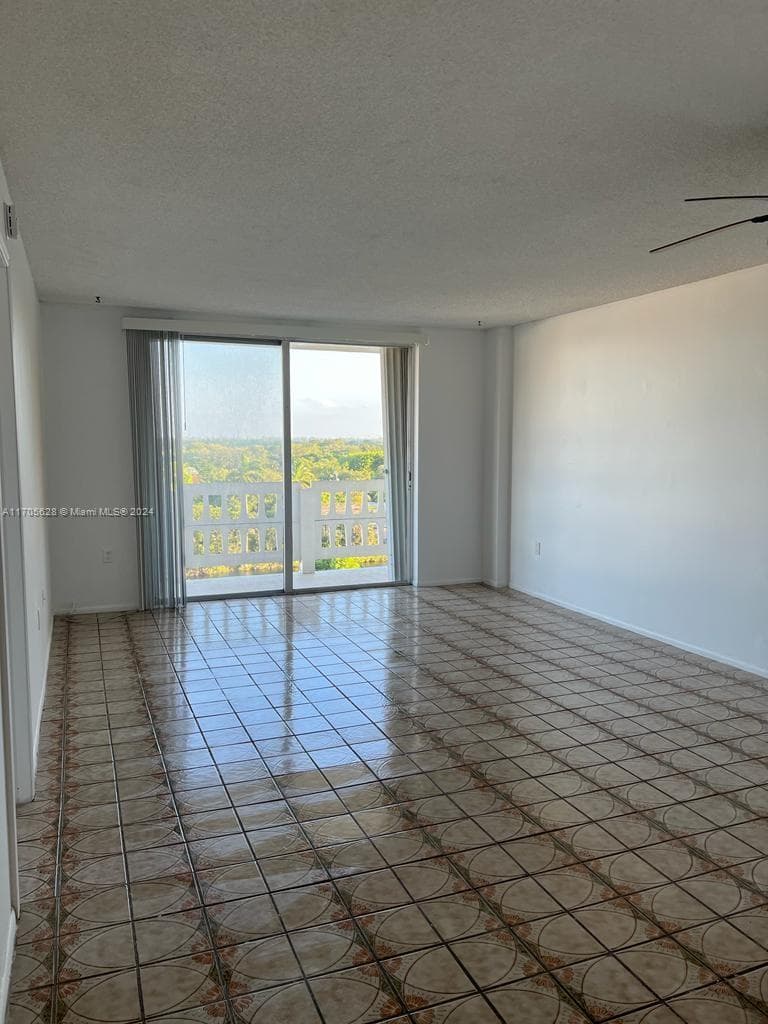 15600 NW 7th Ave # 821, Miami FL 33169 - Miami, FL - Photo 1