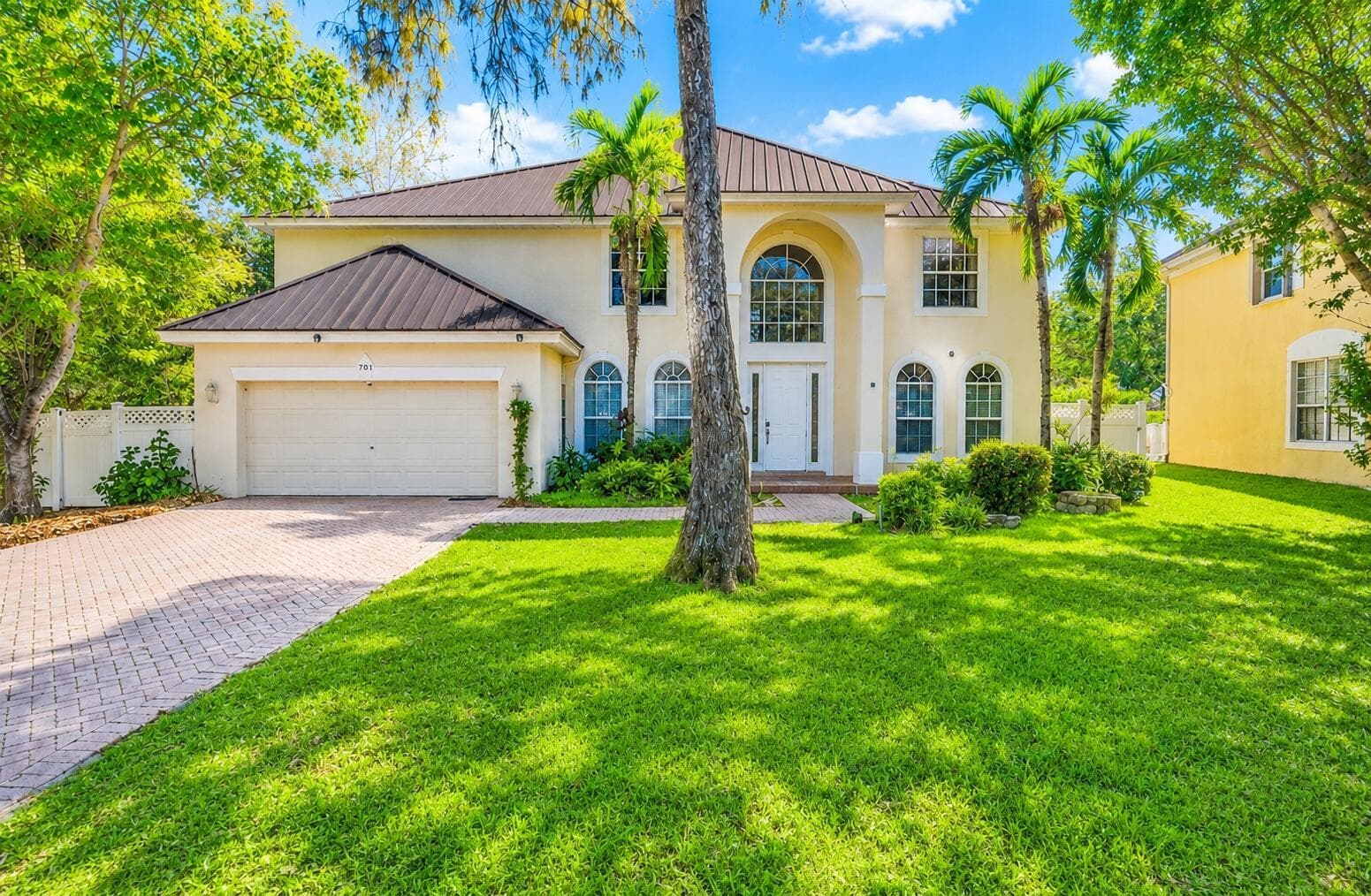 9526 NW 52nd Place, Coral Springs FL 33076