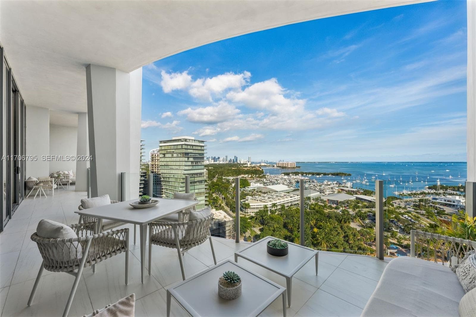 2811 S Bayshore Dr, Miami FL 33133 - Miami, FL - Photo 1