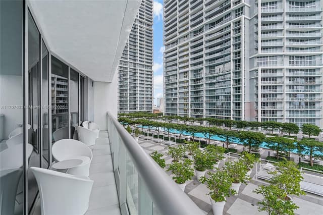 495 Brickell Ave # 1702, Miami FL 33131 - Miami, FL - Photo 4