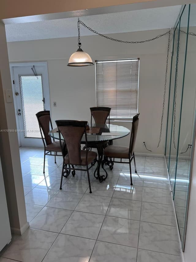 324 Fanshaw H # H, Boca Raton FL 33434 - Boca Raton, FL - Photo 5