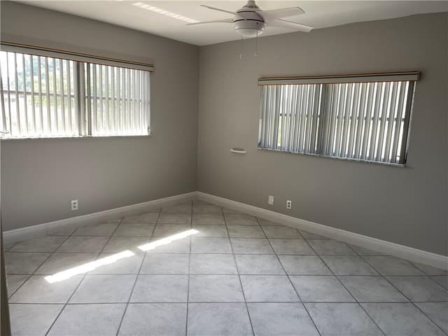 9410 N Hollybrook Lake Drive # 310, Pembroke Pines FL 33025 - Pembroke Pines, FL - Photo 7