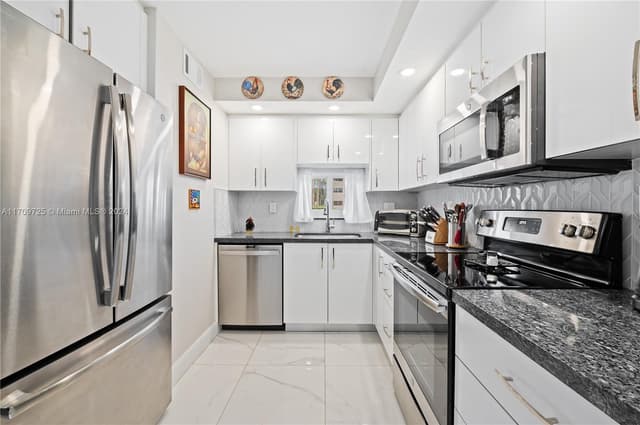 711 S Hollybrook Dr # 109, Pembroke Pines FL 33025 - Pembroke Pines, FL - Photo 6