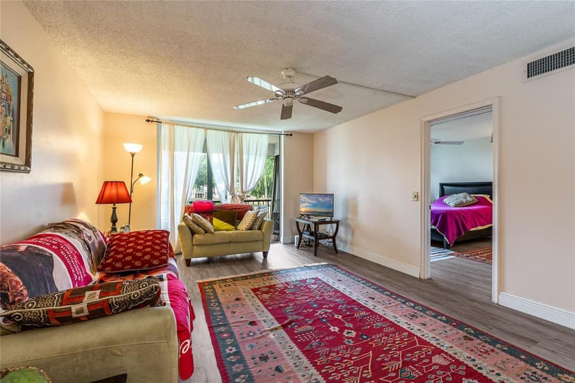 8930 S Hollybrook Boulevard # 209, Pembroke Pines FL 33025