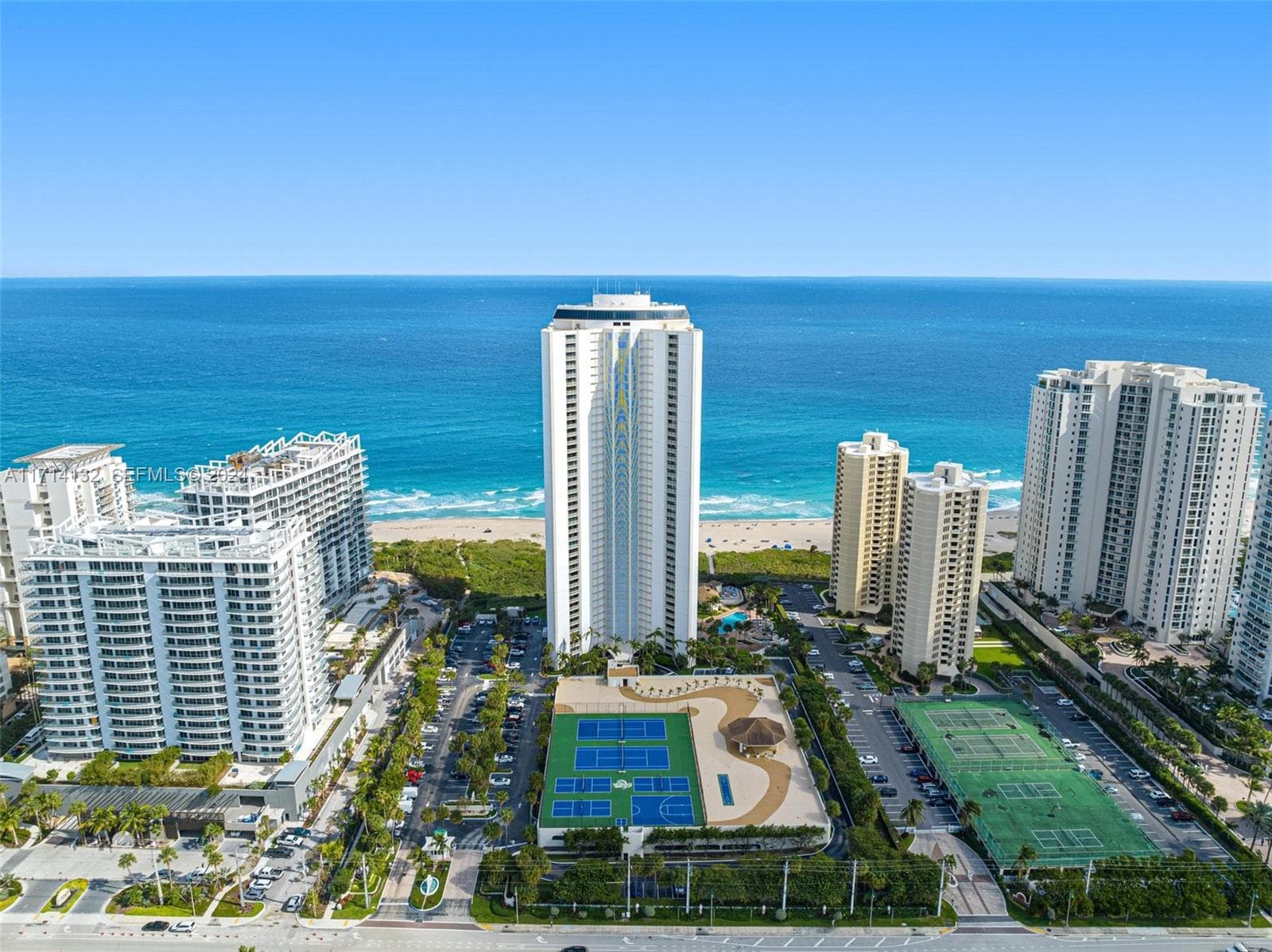 3000 N Ocean Dr # 20A, Riviera Beach FL 33404 - Riviera Beach, FL - Photo 1
