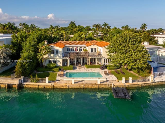 11 E Rivo Alto Dr, Miami Beach FL 33139 - Miami Beach, FL - Photo 2