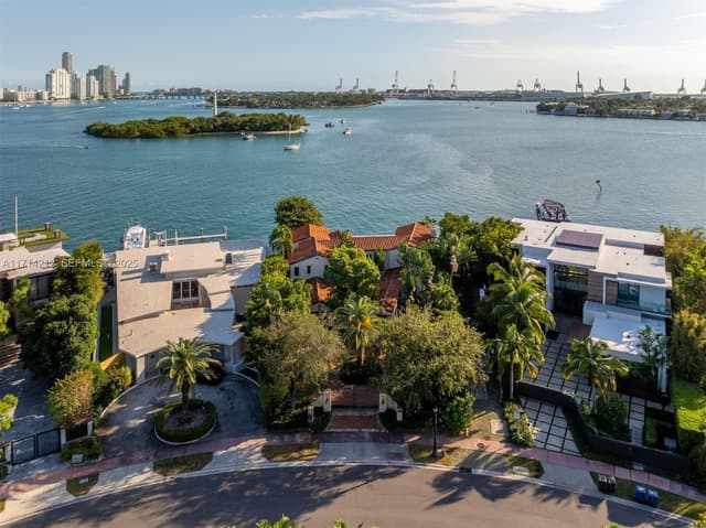 11 E Rivo Alto Dr, Miami Beach FL 33139 - Miami Beach, FL - Photo 3