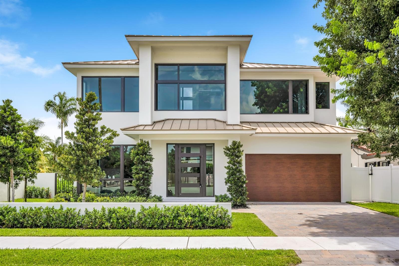 445 NE 11th Avenue, Fort Lauderdale FL 33301