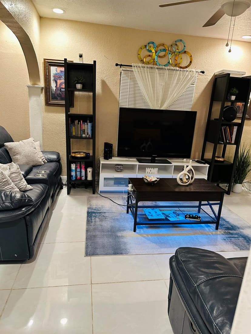 833 Briggs Street Street, West Palm Beach FL 33405