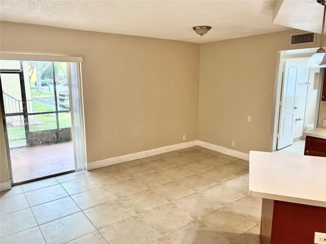 4425 Treehouse Lane # A, Tamarac FL 33319 - Tamarac, FL - Photo 2