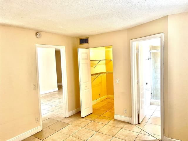 4425 Treehouse Lane # A, Tamarac FL 33319 - Tamarac, FL - Photo 6