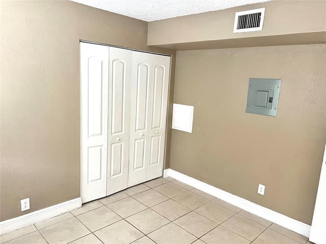 4425 Treehouse Lane # A, Tamarac FL 33319 - Tamarac, FL - Photo 4