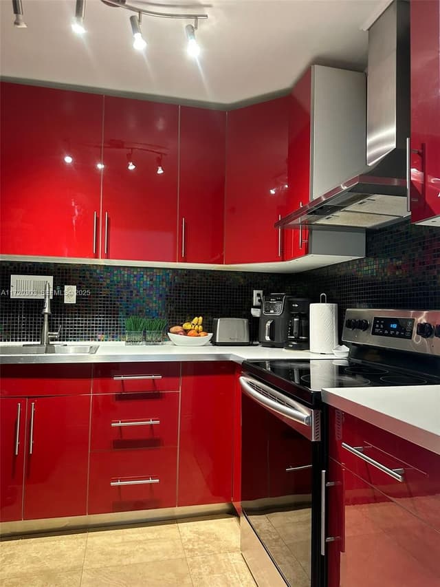 1000 West Ave, Miami Beach FL 33139 - Miami Beach, FL - Photo 7