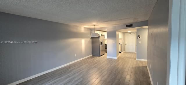 8350 Sunrise Lakes Blvd # 111, Sunrise FL 33322 - Sunrise, FL - Photo 5