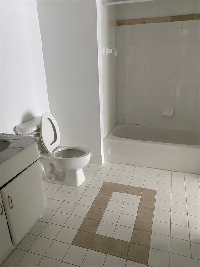 1200 Brickell Bay Dr # 2007, Miami FL 33131 - Miami, FL - Photo 3