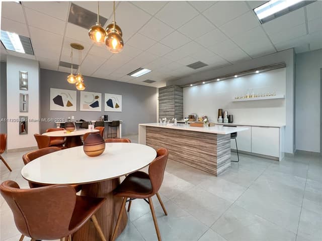 1200 Brickell Bay Dr # 2007, Miami FL 33131 - Miami, FL - Photo 4
