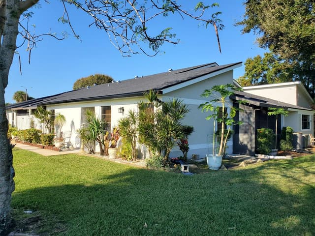 4327 Willow Brook Circle, West Palm Beach FL 33417 - West Palm Beach, FL - Photo 3