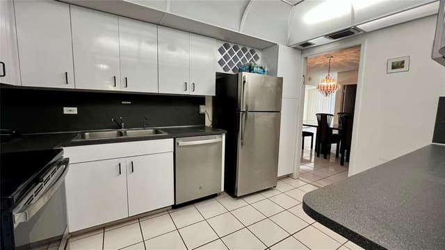 5005 Collins Avenue # 1210, Miami Beach FL 33140 - Miami Beach, FL - Photo 7