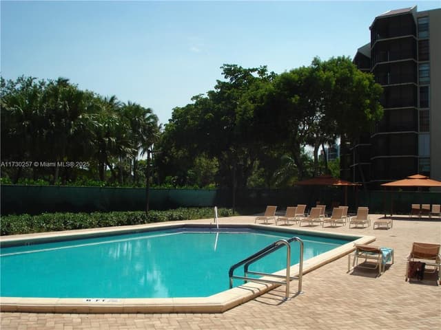 3101 N COUNTRY CLUB DRIVE # 306, Aventura FL 33180 - Aventura, FL - Photo 6