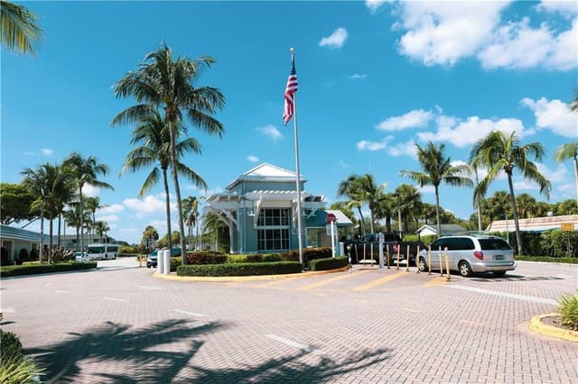 286 Monaco F # F, Delray Beach FL 33446 - Delray Beach, FL - Photo 2