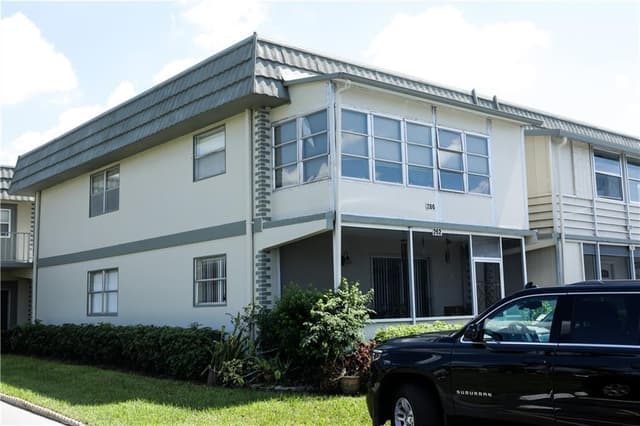 286 Monaco F # F, Delray Beach FL 33446 - Delray Beach, FL - Photo 4