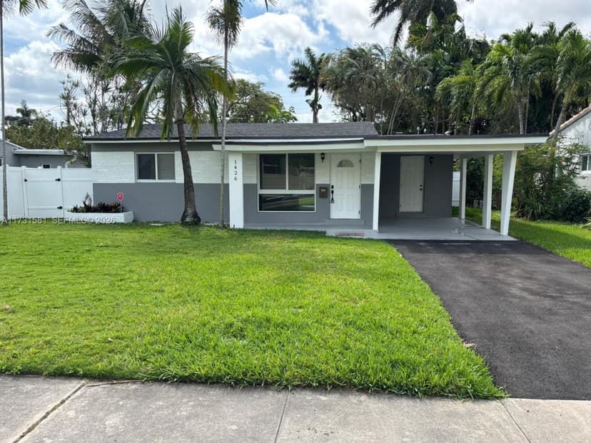 1426 Arthur St, Hollywood FL 33020