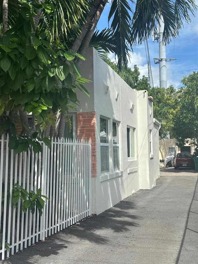 675 NW 34th Street, Miami FL 33127 - Miami, FL - Photo 4