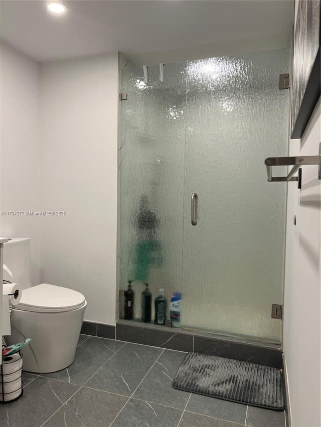 600 Three Islands Blvd # 504, Hallandale Beach FL 33009 - Hallandale Beach, FL - Photo 7